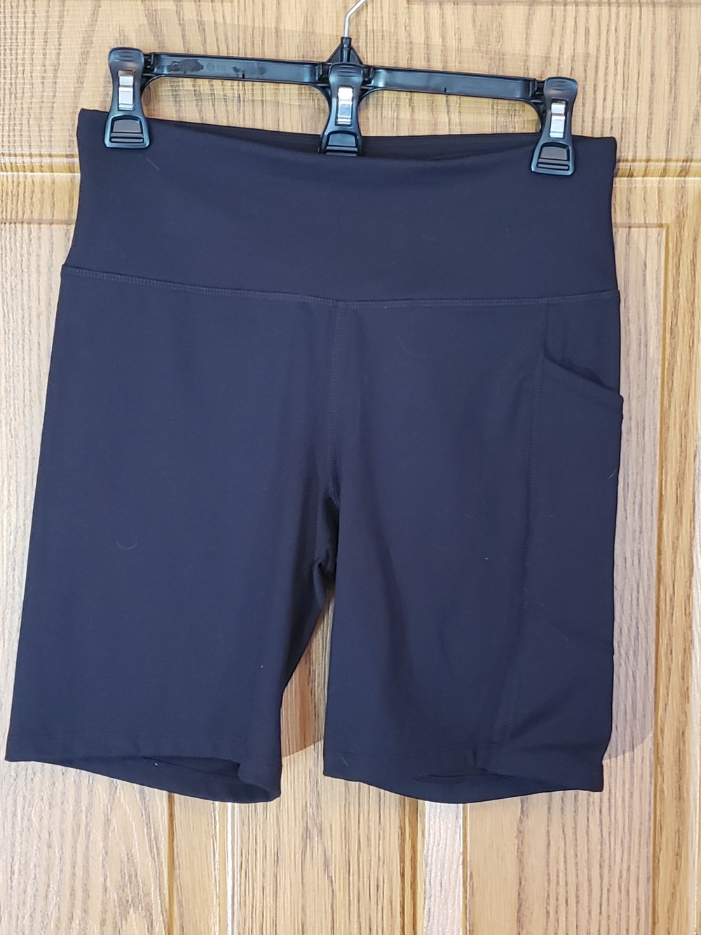 DKNY‎ Black High-Waist Bike Shorts with Side Pocket. Medium. Polyester/spandex.